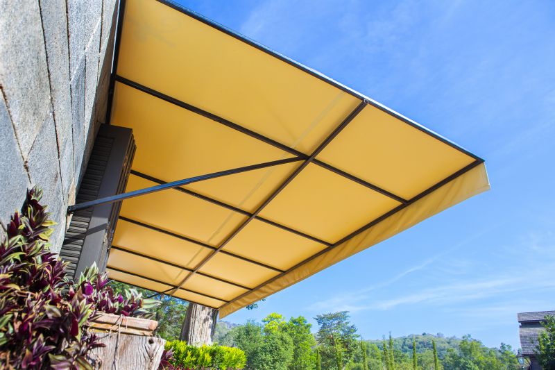 Retractable Awning Replacement in Santa Rosa, CA